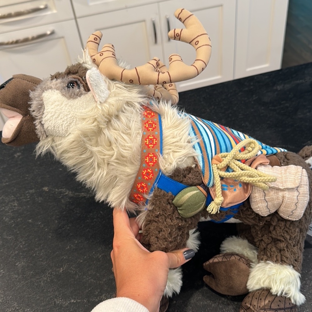 Sven stuffed animal from broadway Frozen play